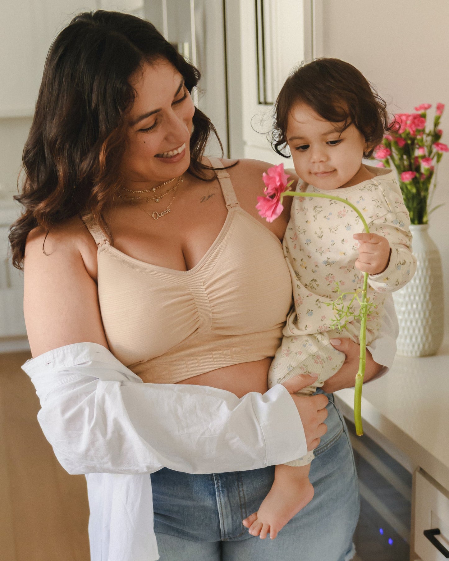 Sublime® Hands-Free Pumping & Nursing Bra | Beige