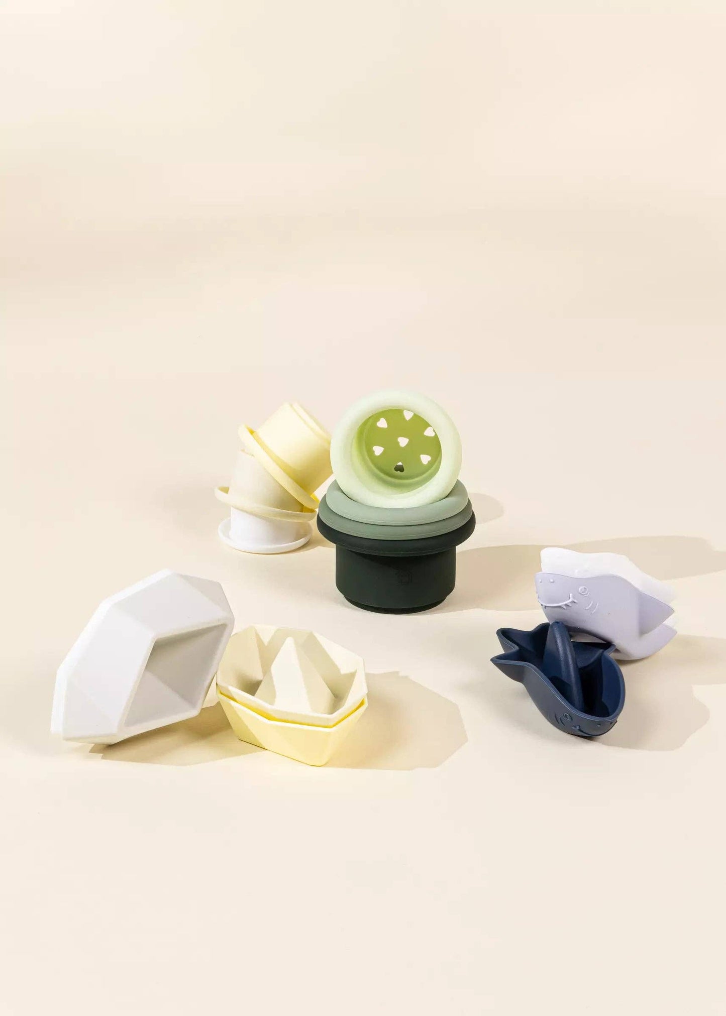 3 Sets of Silicone Stackable Bath Toys (14 pcs)