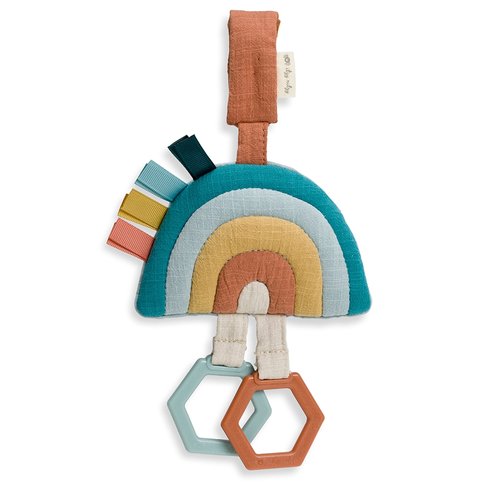 Let’s Explore! Our Ritzy Jingle™ from our Bitzy Bespoke™ collection is the playful pick-me-up your babe can’t resist!
Sensory design in mind, this toy is crafted wit
