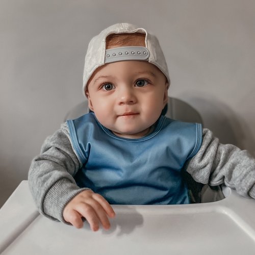 This best-selling “Bapron”, also known as a bib-apron hybrid, full-coverage bib, smock, or apron, is designed for comfort and safety. Because of their comfortable,