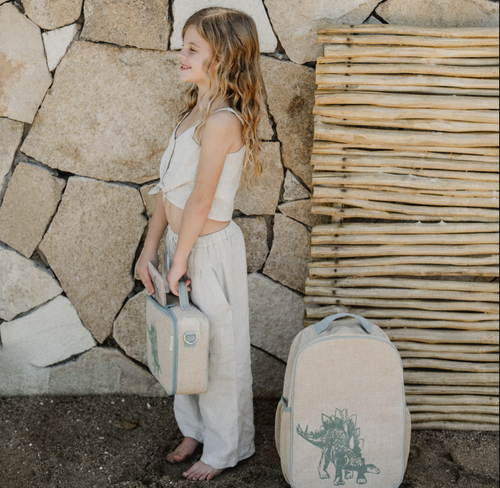SPACIOUS, EASILY WASHED AND MADE-TO-LAST, OUR GRADE SCHOOL BACKPACK IS DESIGNED TO MAKE A STATEMENT!
Inspired by times long ago, the powerful, plant-eating Stegosaur