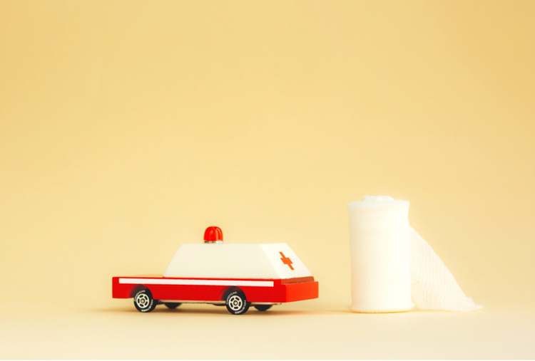 We’ve got a mini medic here to lend a helping hand! This Red and White Candycar Ambulance is first on the scene. Part of our new candycar line, a cute 3 inches long.
