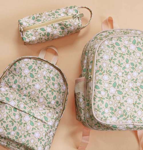 This little backpack the perfect size for toddlers. The front pocket is ideal for keeping smaller items; there is an additional pocket inside and plenty of space fo