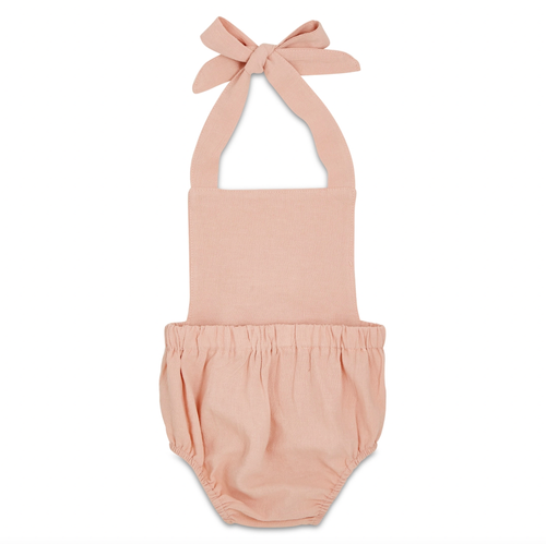With classic, neutral styles and beautiful details that let your babe’s personality shine, these rompers are a perfect choice for pregnancy reveal photos, monthly