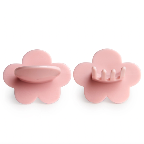 Grabease utensils are one of the safest ways for babies to start self feeding. Our individual sets come with one pair of utensils. Comes with spoon and for