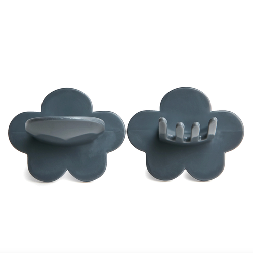 Grabease utensils are one of the safest ways for babies to start self feeding. Our individual sets come with one pair of utensils. Comes with spoon and for