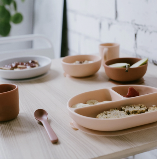 Made with premium, food-grade silicone, this product offers a toddler-proof alternative to traditional plastic and fragile dishware for tots. The duo of compact bowl