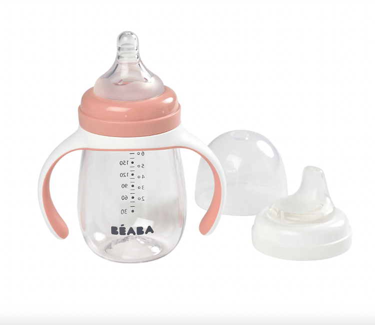 Learning cup assists babies 4mo+ in the transition of training to drink on their own
Fitted with an interchangeable bottle nipple to spout to help ease babies trans
