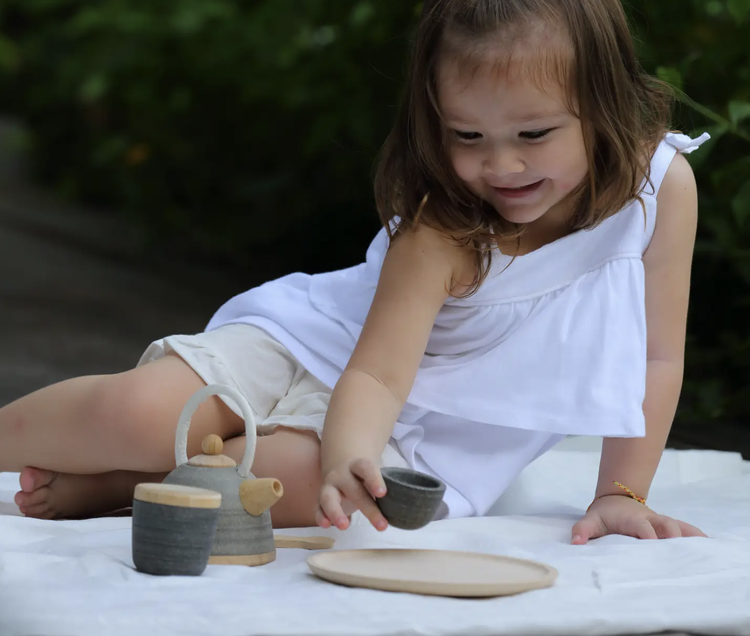 Host a tea party with this wooden Classic Tea Set. Includes 2 place settings, a teapot, tea bowl, 2 tea cups and a tray.
Sustainably made in Thailand using chemical-