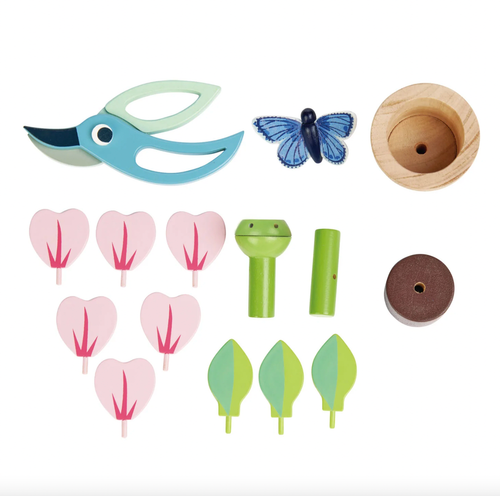 No green fingers needed for this pretty wooden flower and blue butterfly! Leaves and petals are all removable.
Age range: 3 Years And OlderProduct size: 4.13 x 3.94