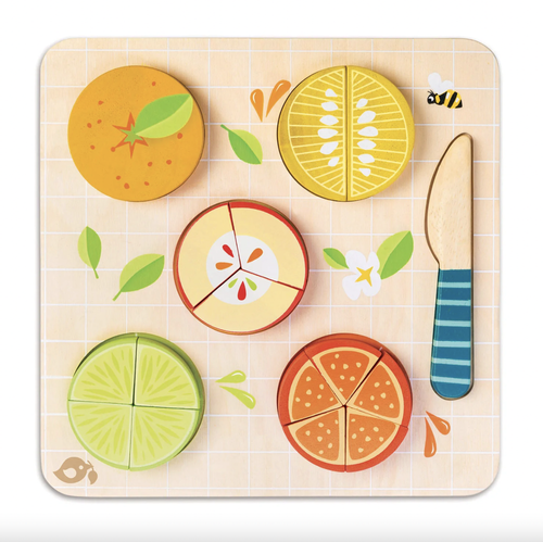 Teach your little ones the concept of fractions using our juicy Citrus Fractions! Use the knife to cut the round fruits in halves, quarters or fifths! The fractions