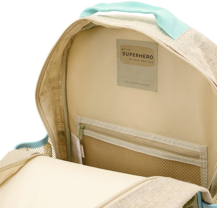 SPACIOUS, EASILY WASHED AND MADE-TO-LAST, OUR GRADE SCHOOL BACKPACK IS DESIGNED TO MAKE A STATEMENT!
From charming crustaceans to friendly fish, this band of underwa