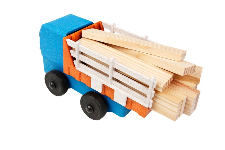 A Stake Truck for hauling all kinds of cargo, from timber to farm animals! What could be better? Our stake truck is a 5 part puzzle that rewards the child with a wor