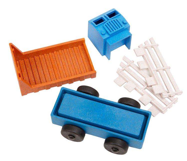 A Stake Truck for hauling all kinds of cargo, from timber to farm animals! What could be better? Our stake truck is a 5 part puzzle that rewards the child with a wor