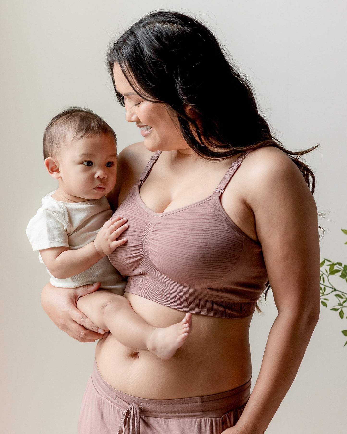 Sublime® Hands-Free Pumping & Nursing Bra | Twilight