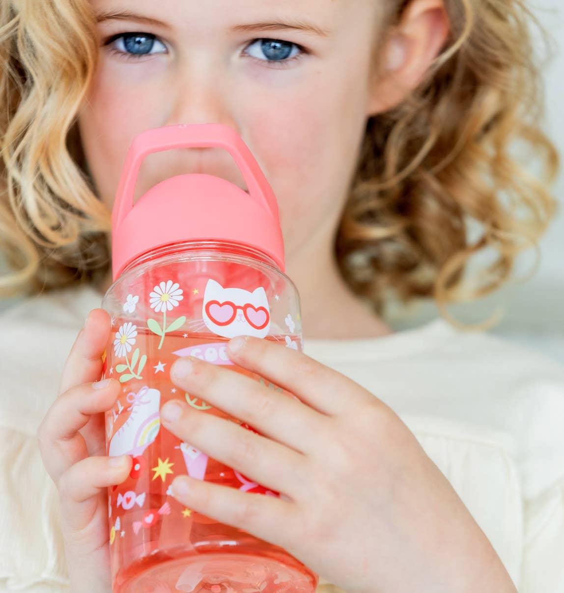 Kids drink bottle/water bottle: Fun