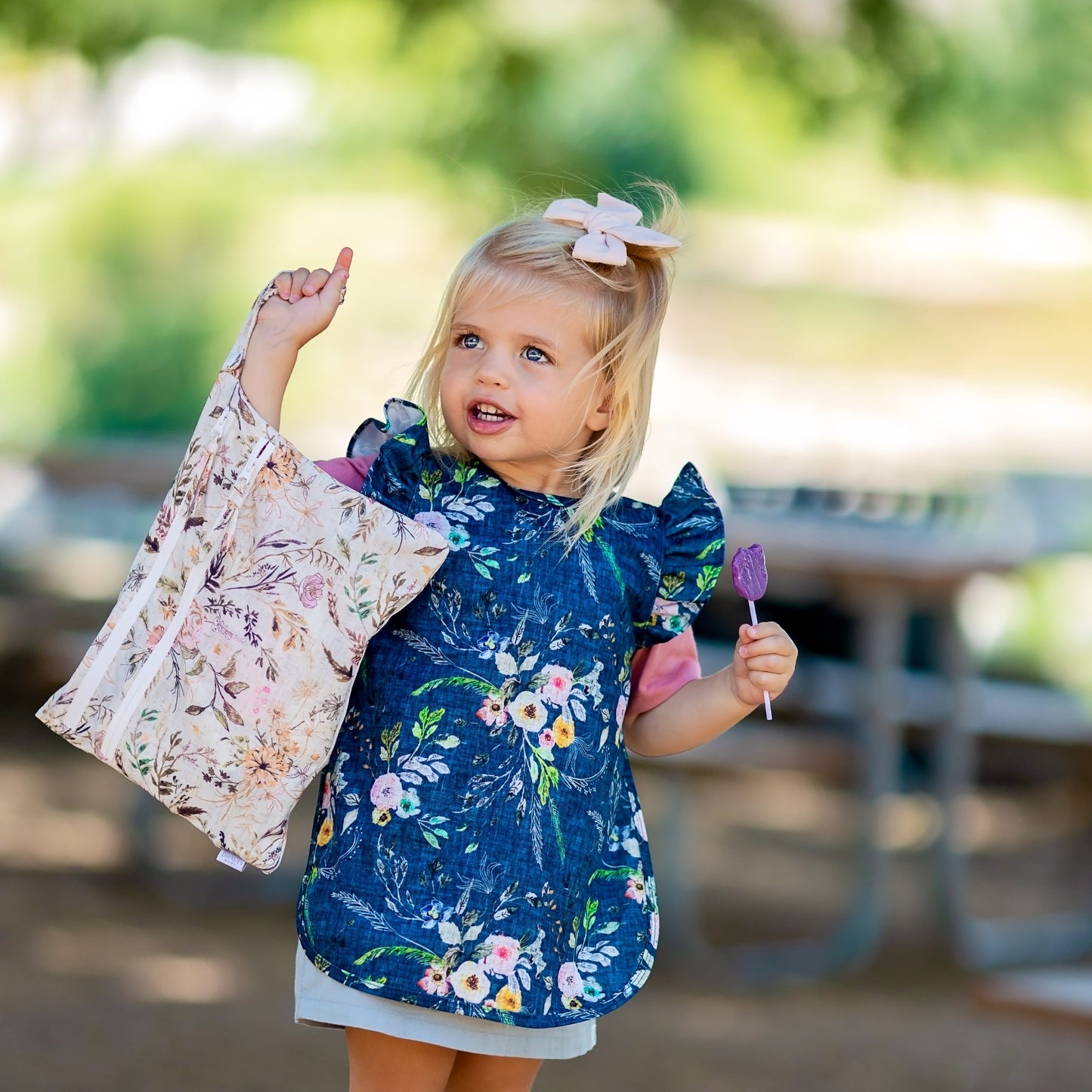 Delilah Floral - Waterproof Wet Bag (For mealtime, on-the-go, and more!)