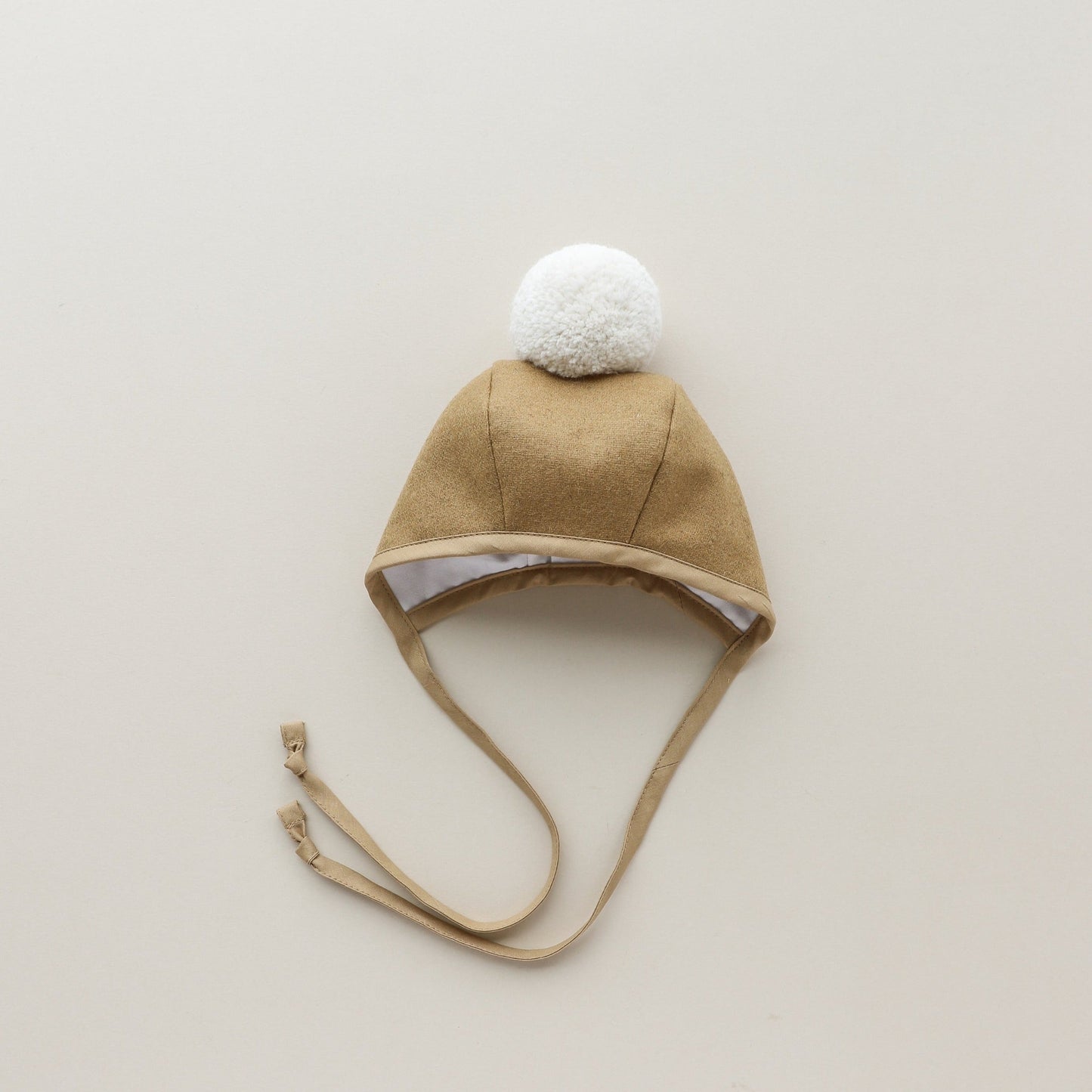 Camel Pom Bonnet