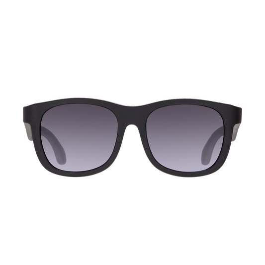 Jet Black Navigator | Smoke Polarized Lens