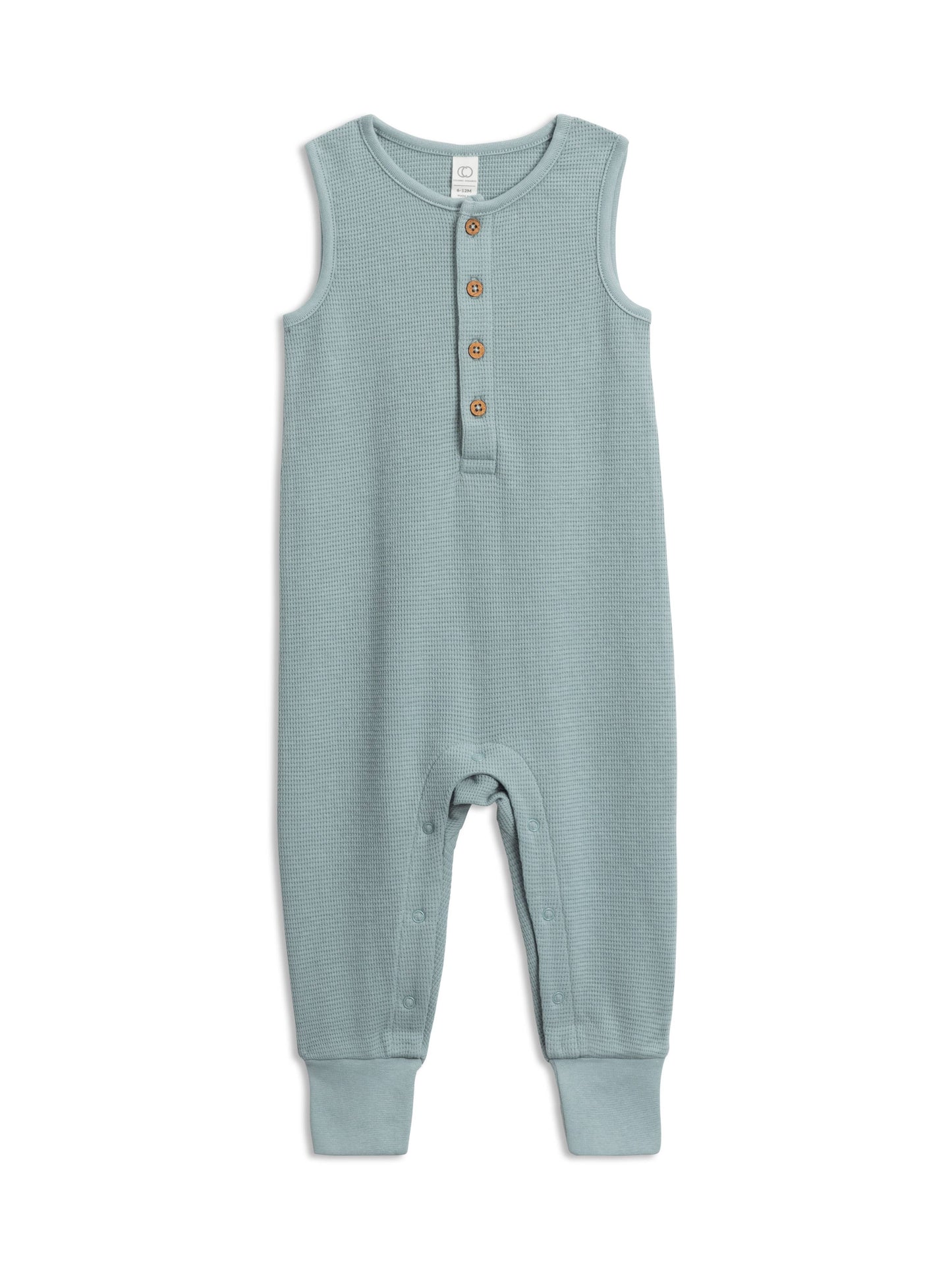 Our Wade Romper is made from 100% organic waffled cotton, and has eco-friendly coconut buttons and nickel-free snaps to make getting dressed effortless. Made of 100%