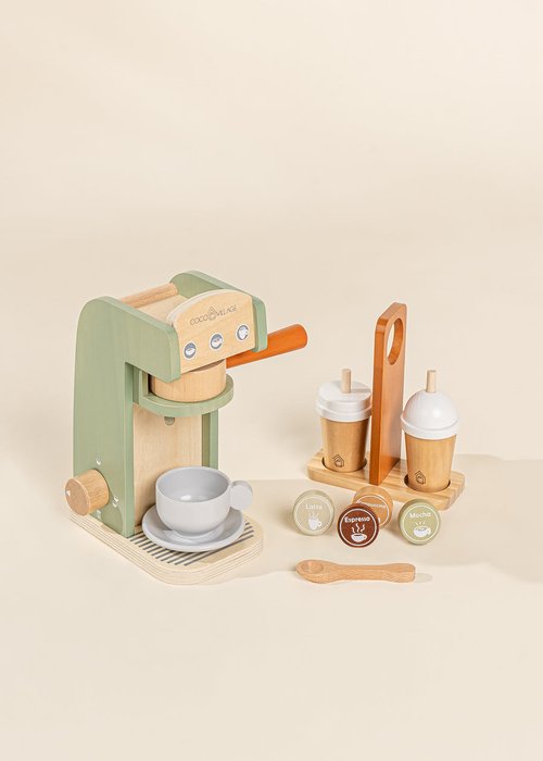 Espresso, cappuccino or latte… Pick your drink and let your little barista have fun!
Interactive, thanks to its functional filter, this espresso maker allows your li