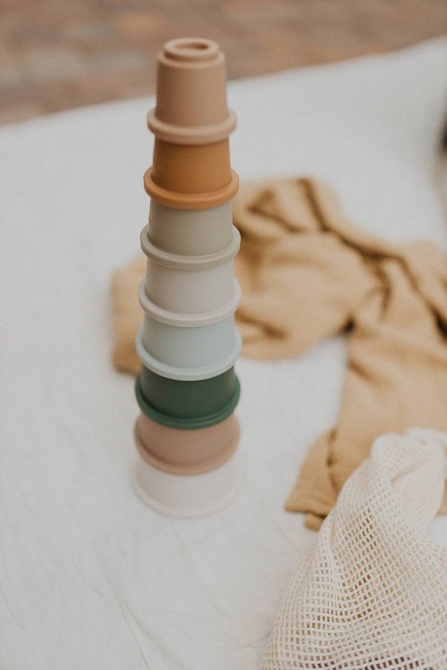 INCLUDES: ONE SET - 8 CUPS
Our D|G Silicone Stackups are super soft and flexible making them the perfect toy for babies and toddlers.
Our silicone Stackups are made 