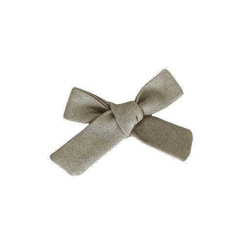 The perfect hair accessory for your precious little girl in our classic earth color!
Each bow is made of 100% cotton material, hand-sewn in Kansas and comes attached