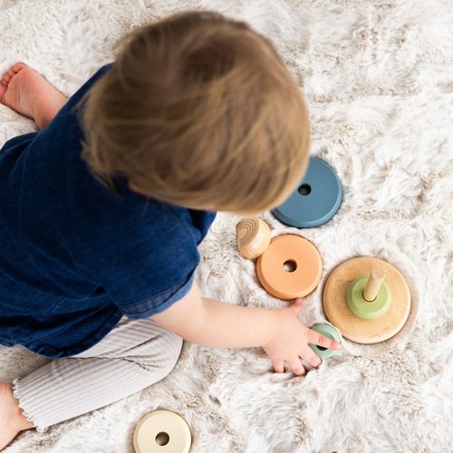• Your little baby girl or baby boy will love playing, stacking and interacting with this adorable wooden rainbow toy by Pearhead!
• Includes wooden base and peg wit