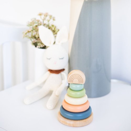 • Your little baby girl or baby boy will love playing, stacking and interacting with this adorable wooden rainbow toy by Pearhead!
• Includes wooden base and peg wit