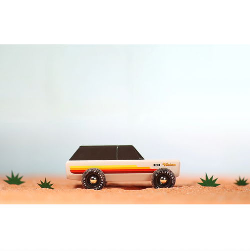 Not all who wander are lost, especially in this case. Gear up and explore new frontiers with our artful vintage Wanderer truck. Made from solid beech wood with silic