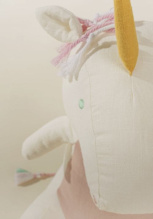 Colorful and friendly, our beautiful unicorn PEGAZ loves stories and sleep overs! PEGAZ lives off of hugs and kisses, so it's really not high maintenance at all.
Mad