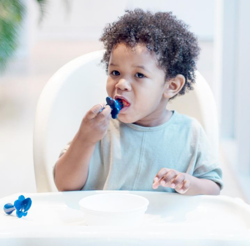 







Grabease utensils are one of the safest ways for babies to start self feeding. Our individual sets come with one pair of utensils. Comes with spoon and fork.
