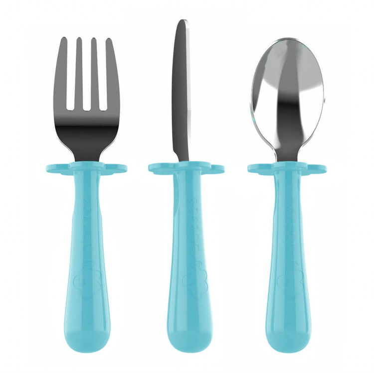 


Our 3-piece utensils set is ergonomically designed to safely nurture independence in little ones ready to meet their next self-feeding developmental milestone. Us