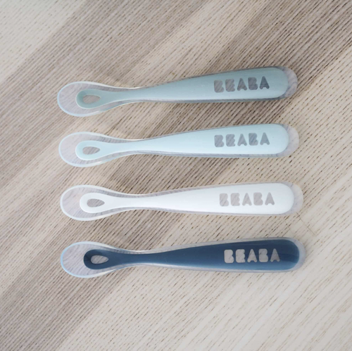 


First stage spoons for babies being introduced to solids

6mo+

Ergonomic handles are designed so that parents can easily feed baby

Seamless, hygienic, silicone 