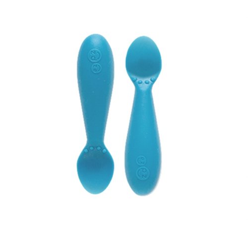 

Learning to self-feed is an important developmental milestone, and the ezpz Tiny Spoon is designed to help baby learn how to feed independently. The Tiny Spoon has