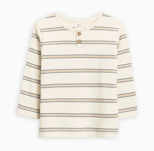 Our Reef Henley is the perfect elevated basic for your child's wardrobe. Made from ultra-soft 100% organic cotton, this adorable long-sleeve henley takes comfort to 