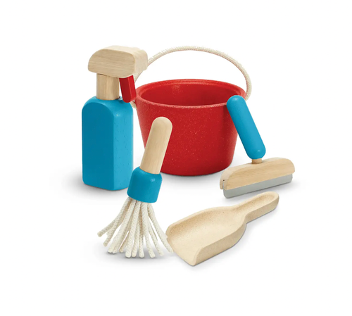 Enjoy this Cleaning Set with your children and partner with them to understand the importance of keeping a clean space! The set includes a bucket, spray bottle, sque