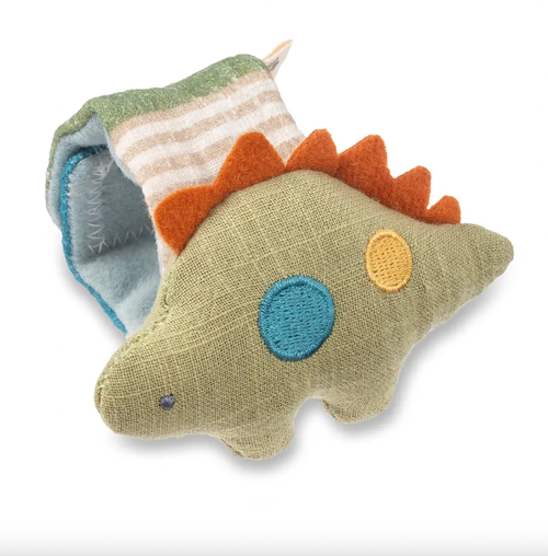 Shake It, Babe! Our Itzy Bitzy Rattle™ wrist rattle is sure to captivate and delight baby with every move they make. Made of soft natural cotton fabric, it easily at
