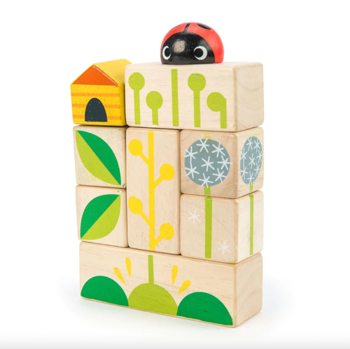 Grow your own garden with these fun garden shapes! All 24 pieces of our push and click blocks are illustrated with a nature theme. Develops hand eye coordination, an