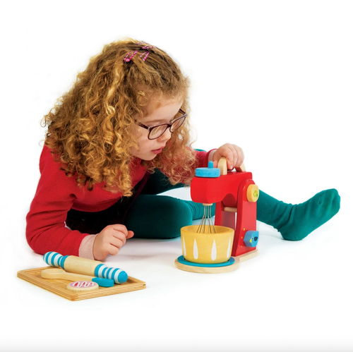 Introduce your children to the fun of baking with this mixing set. It can lift, lower and adjust speed with real clicking dial just like a real mixer! Use the rollin