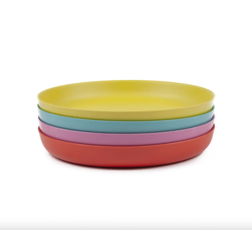 Our Toddler Plate Set features (4) pint-sized plates in an assorted mix of pop colors that will brighten up any meal! Eco-friendly, BPA-free, reusable and dishwasher