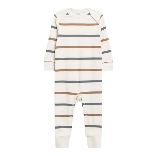 
This comfy-cozy romper is the perfect piece for your baby’s wardrobe! Mindfully made, with lapped shoulders and leg snap up seams with backing for increased comfort
