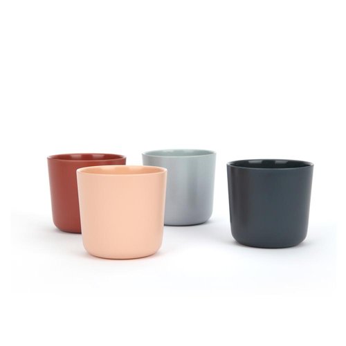 Our little bamboo cup set is a perfect fit for little hands -- you know why? Because they were designed for little ones. But these cup also features those classic EK